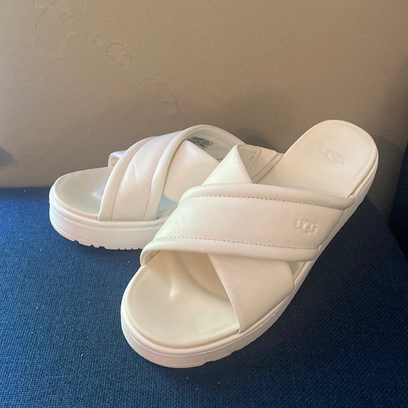 UGG ZAYNE SIZE 7.5 7 CROSSBAND LEATHER SLIDE SANDALS - Picture 3 of 8